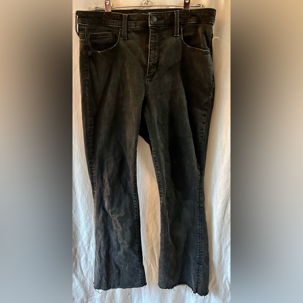 Universal Thread 14 / 32R Distressed Black / Dark Gray High Rise Flare Jeans